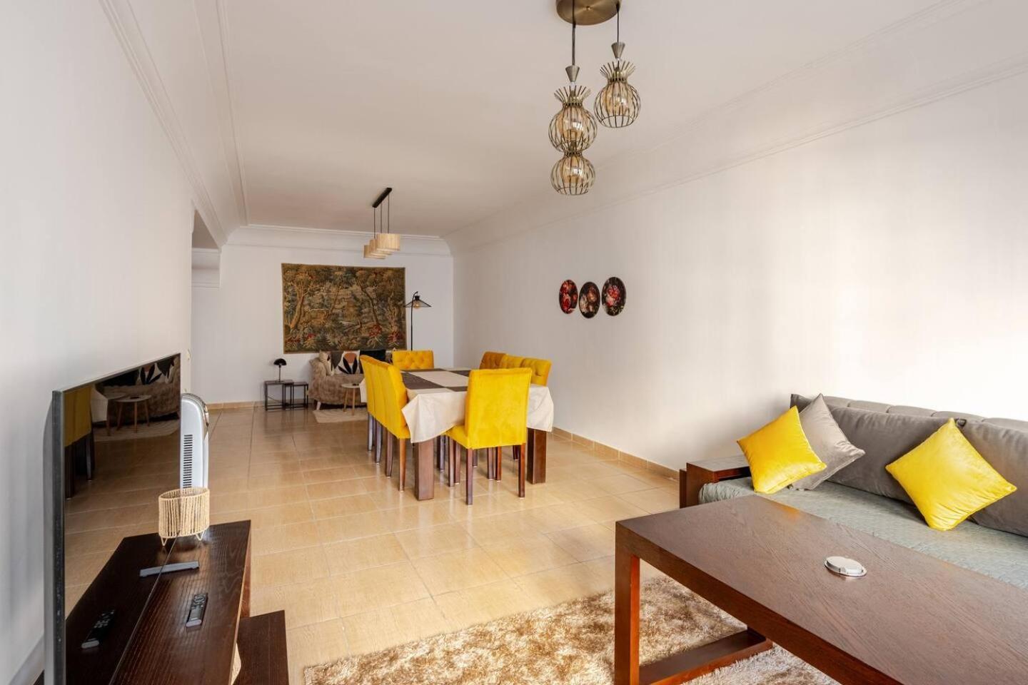Appartement Acacia 2 Chambres Au Centre Ville طنجة المظهر الخارجي الصورة