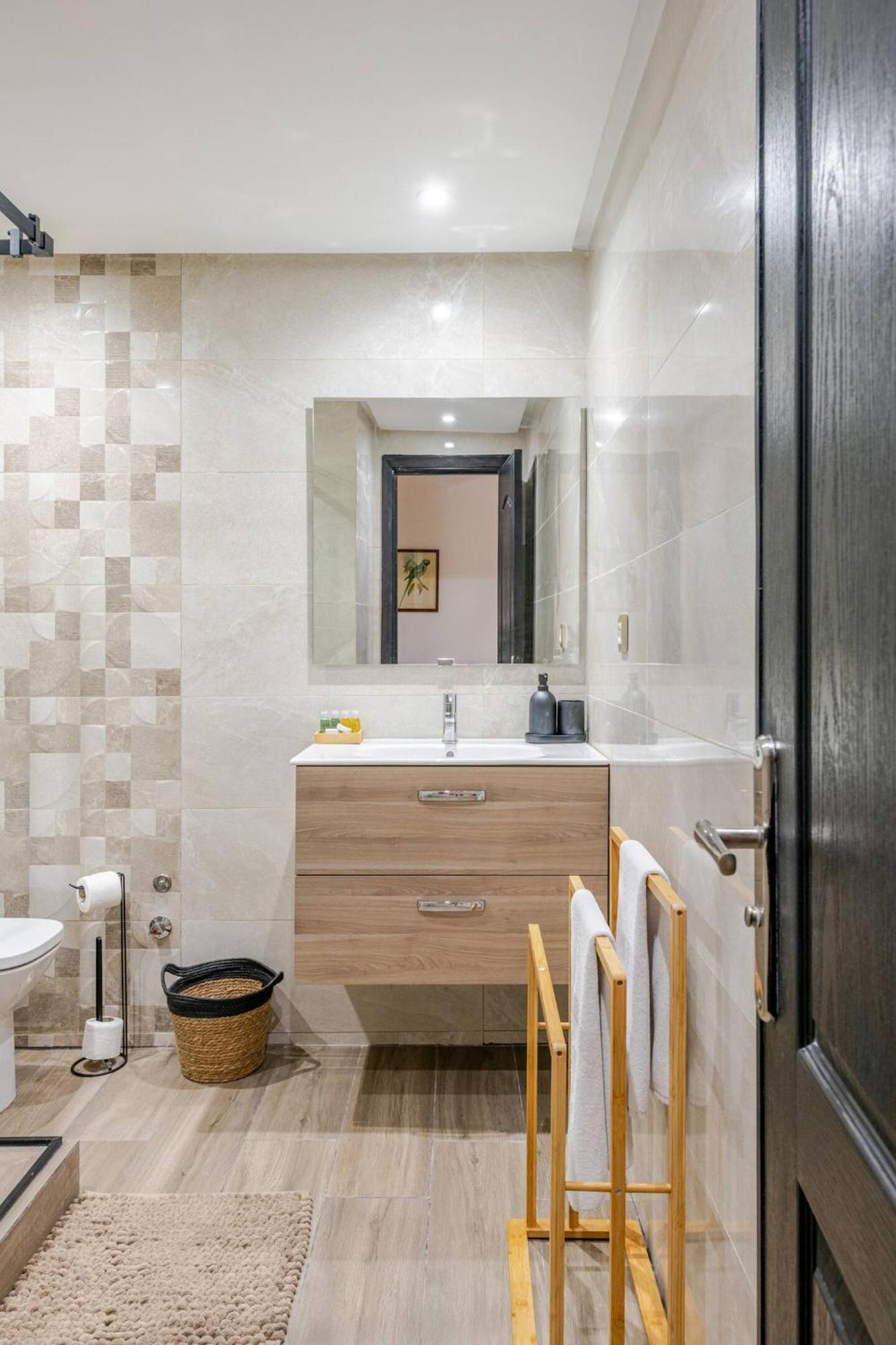 Appartement Acacia 2 Chambres Au Centre Ville طنجة المظهر الخارجي الصورة