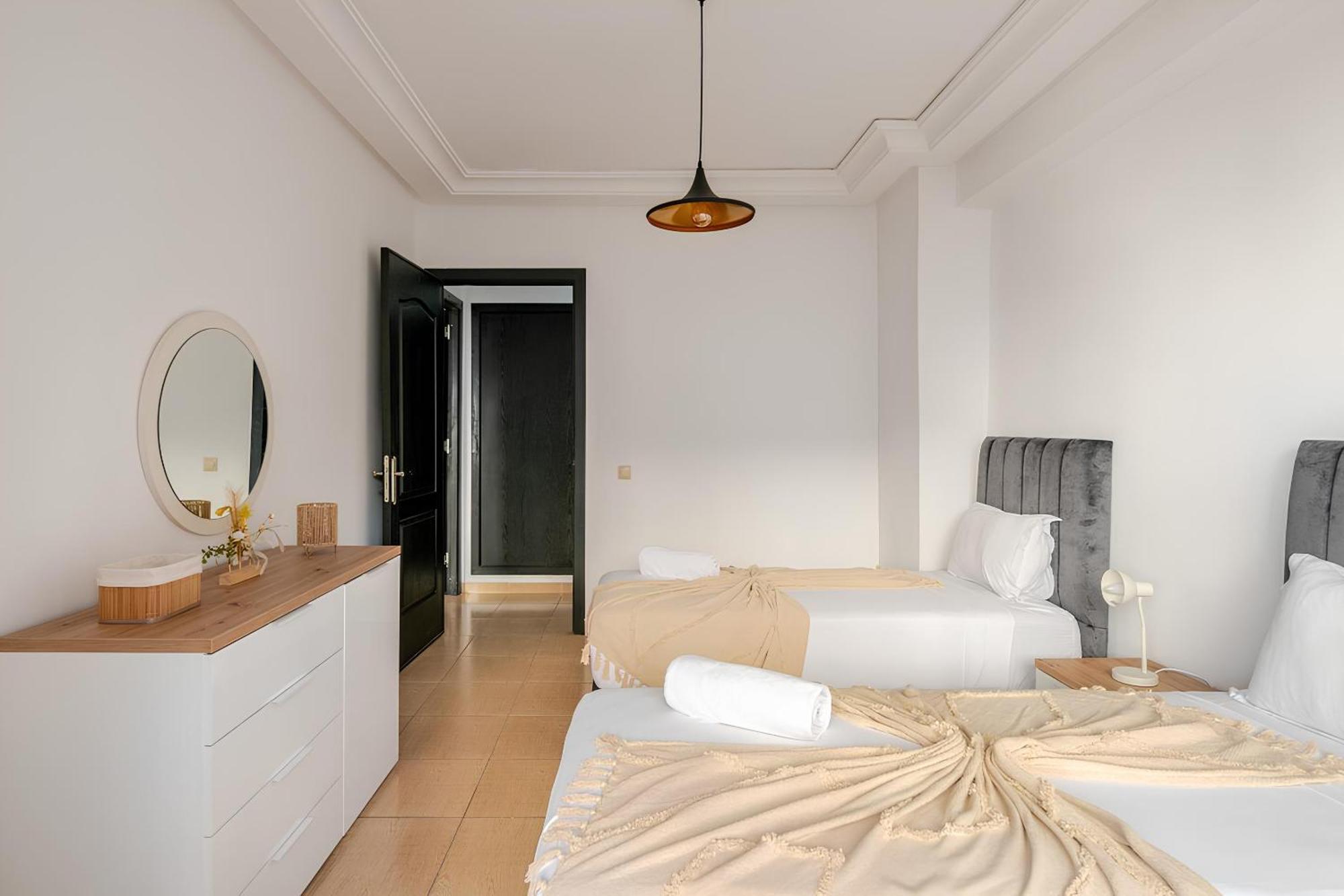 Appartement Acacia 2 Chambres Au Centre Ville طنجة المظهر الخارجي الصورة