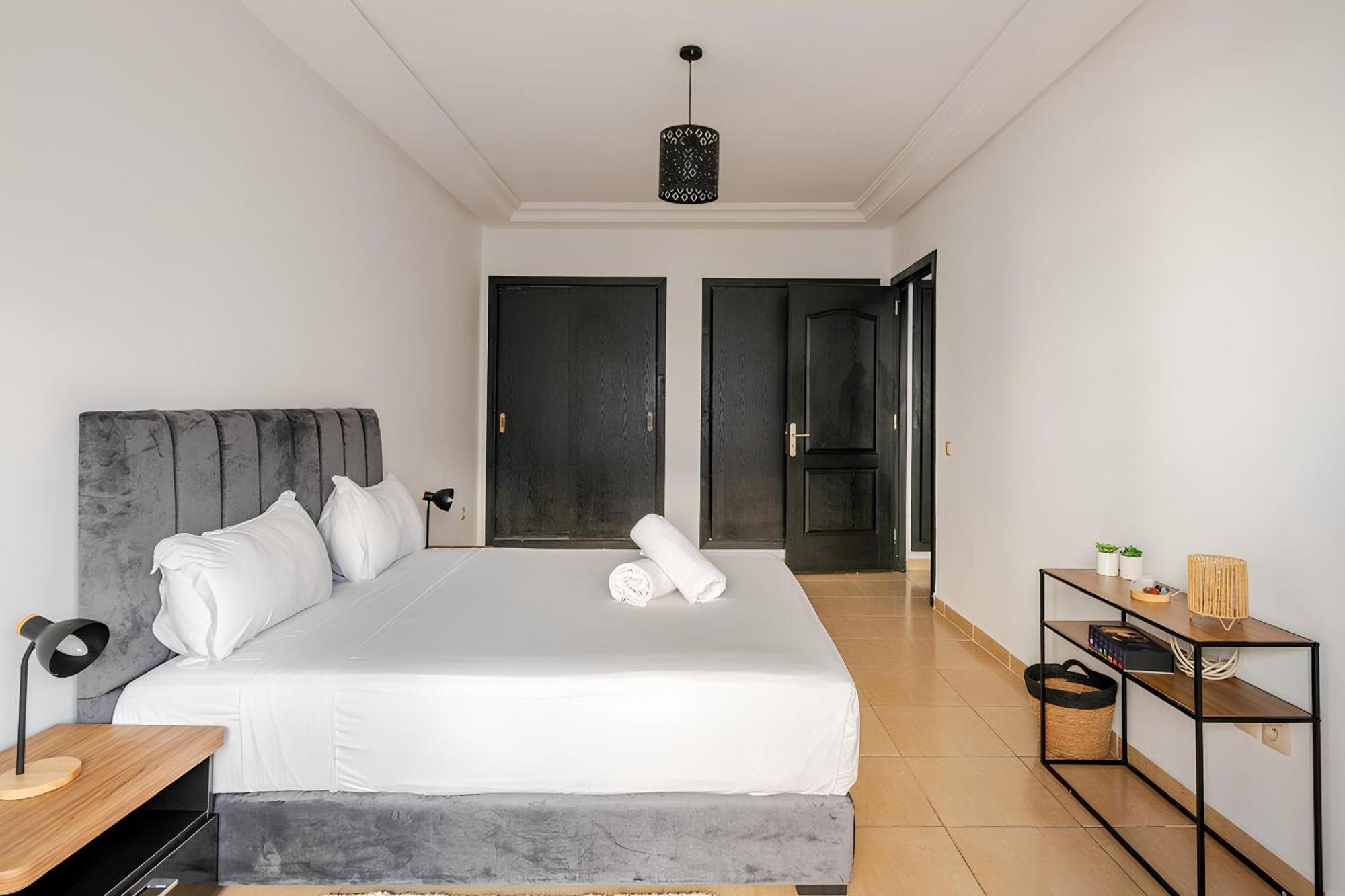 Appartement Acacia 2 Chambres Au Centre Ville طنجة المظهر الخارجي الصورة